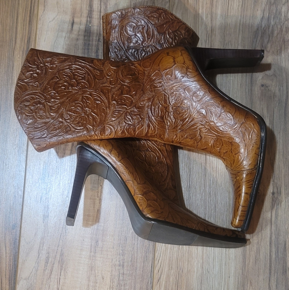 Steve Madden Boots